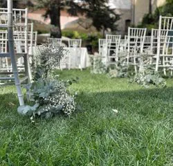 Allestimento per matrimonio all'aperto fatto da Floricoltura Santa Sofia di Verona 4