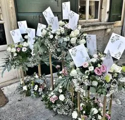 Chiesa allestita per un matrimonio da Floricoltura Santa Sofia 7